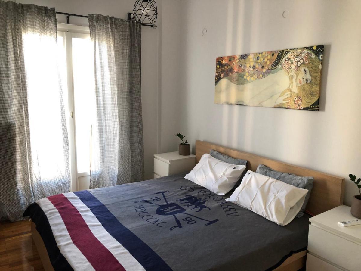 Cosy Apartment In Metaxourgeio 아테네 외부 사진